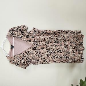 Floral Patterned V-Neck mini Dress by City Chic XXL or 24 date night romantic
